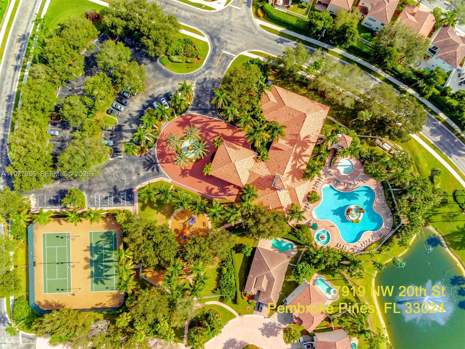 WALNUT CREEK TOWNHOMES - Residential