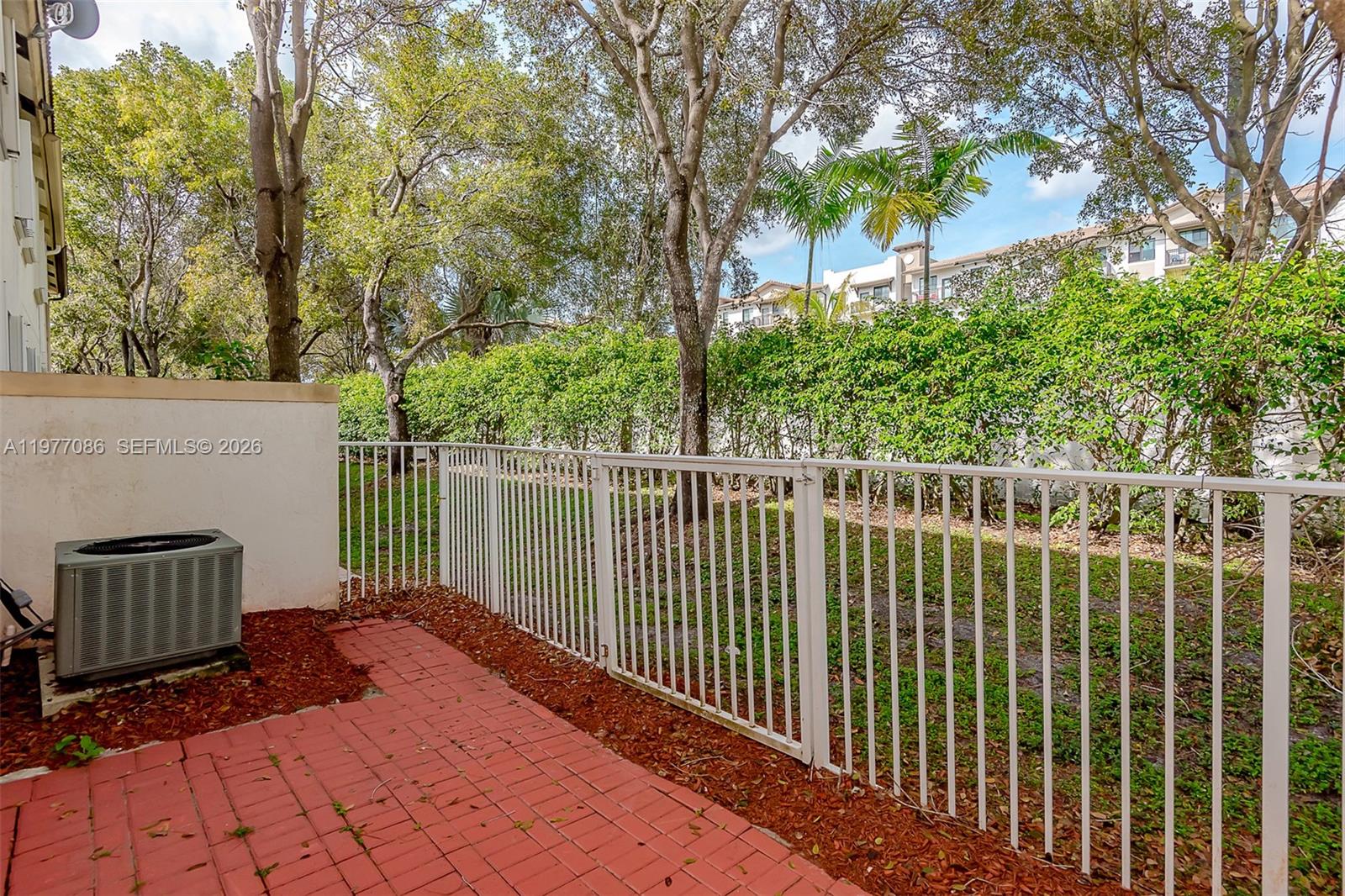 WALNUT CREEK TOWNHOMES - Residential