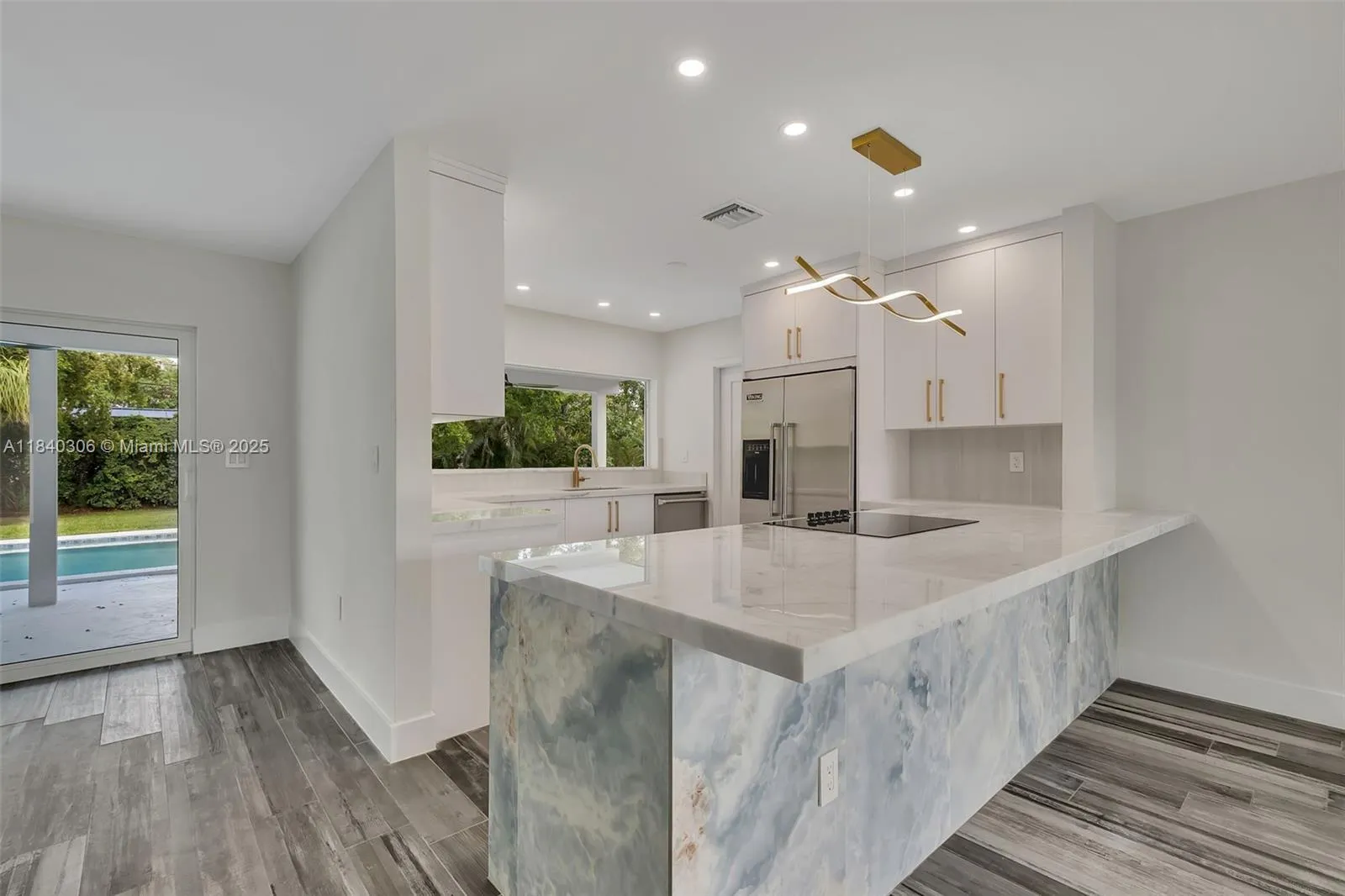 Palmetto Bay, Florida 33158, United States, 4 Bedrooms Bedrooms, ,2 BathroomsBathrooms,Residential,Active,170711