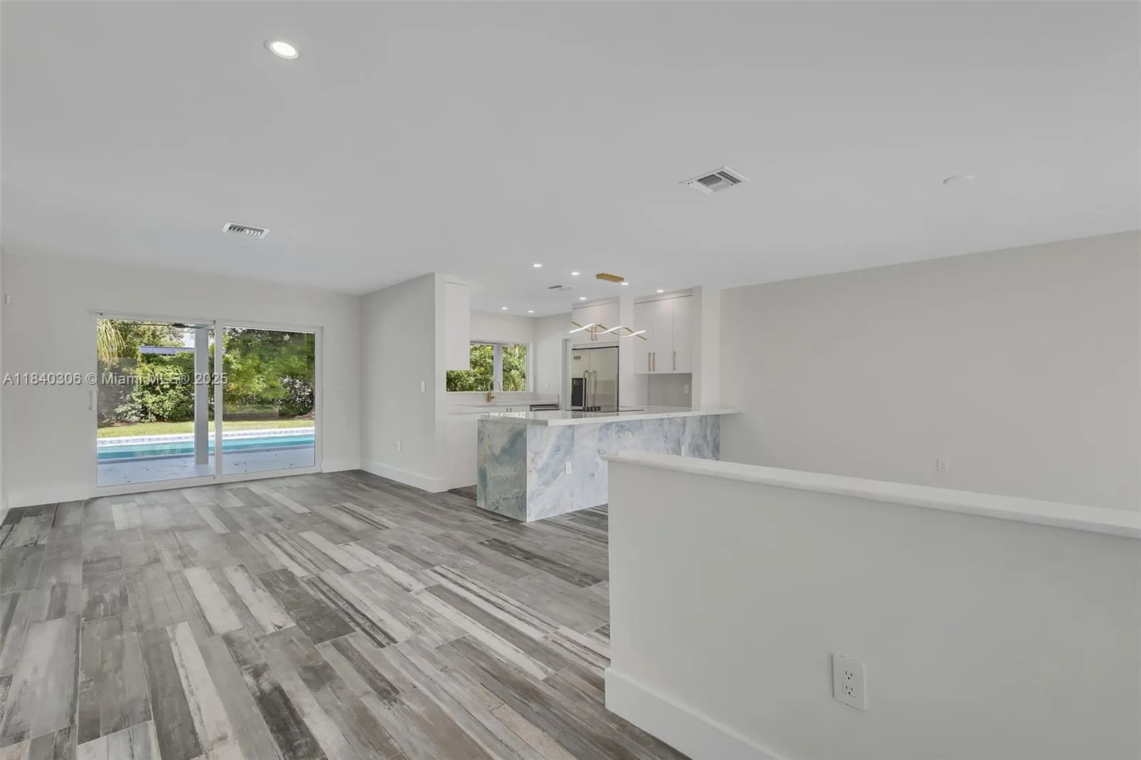 Palmetto Bay, Florida 33158, United States, 4 Bedrooms Bedrooms, ,2 BathroomsBathrooms,Residential,Active,170711