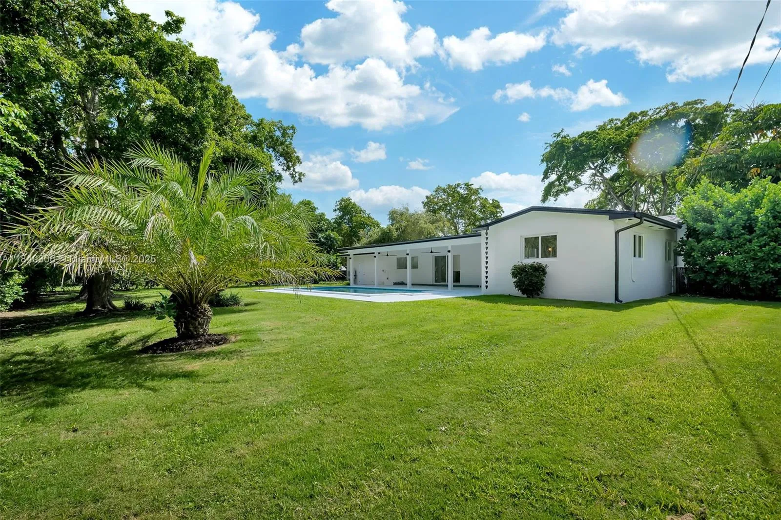 Palmetto Bay, Florida 33158, United States, 4 Bedrooms Bedrooms, ,2 BathroomsBathrooms,Residential,Active,170711