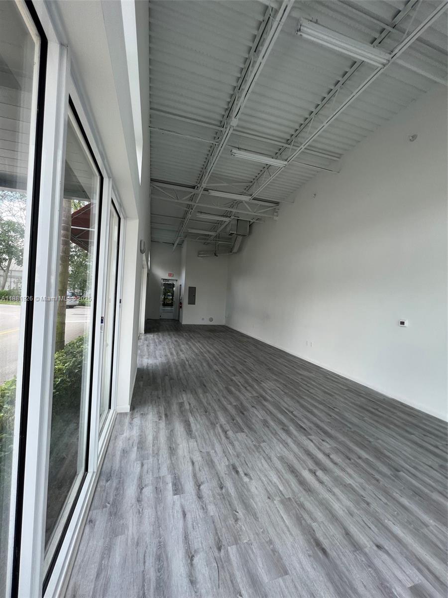9610 Stirling Rd 101