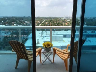 9201 Collins Ave 921