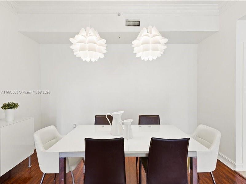 ALAQUA CONDO - Residential