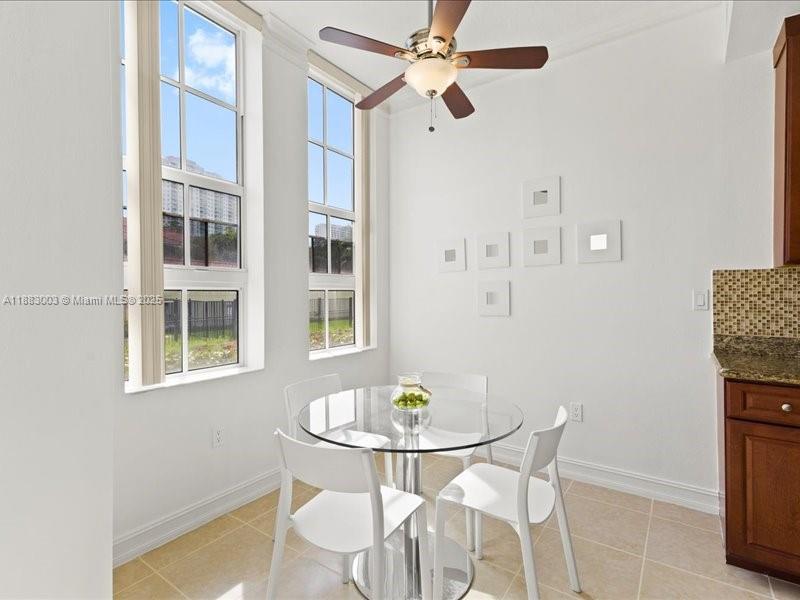 ALAQUA CONDO - Residential