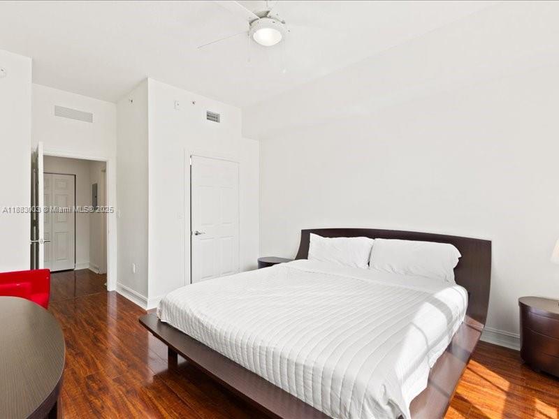 ALAQUA CONDO - Residential