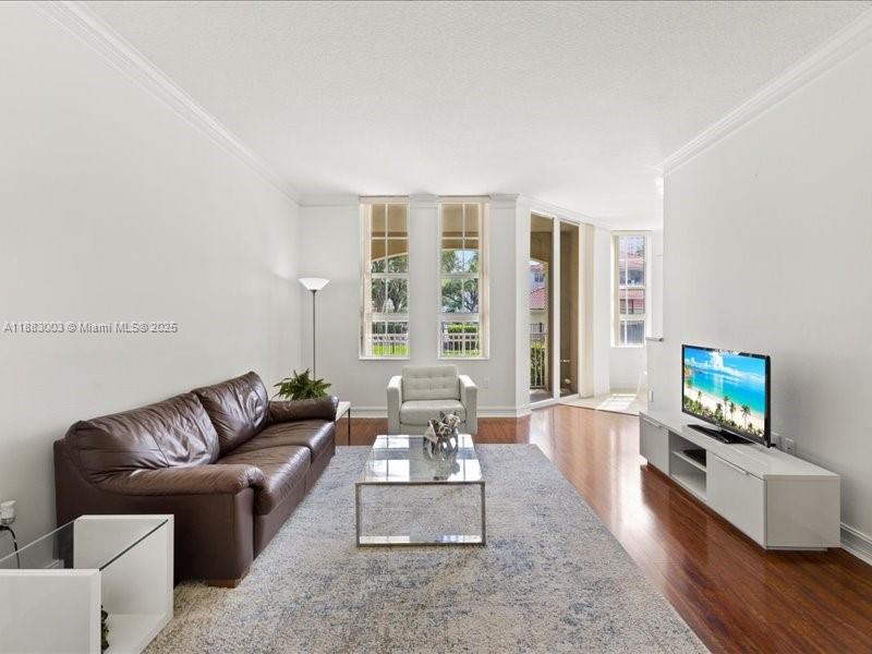 ALAQUA CONDO - Residential