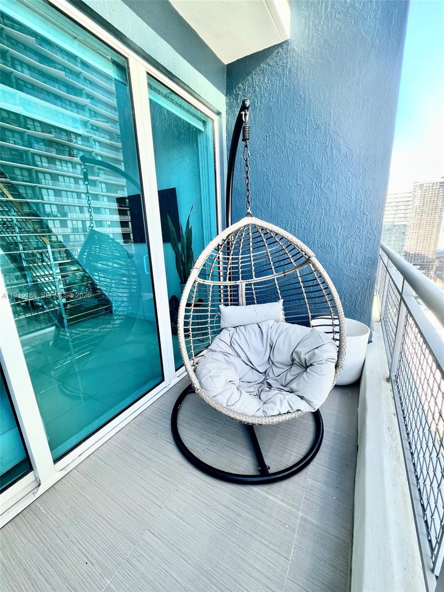 INFINITY AT BRICKELL COND - Residential Lease