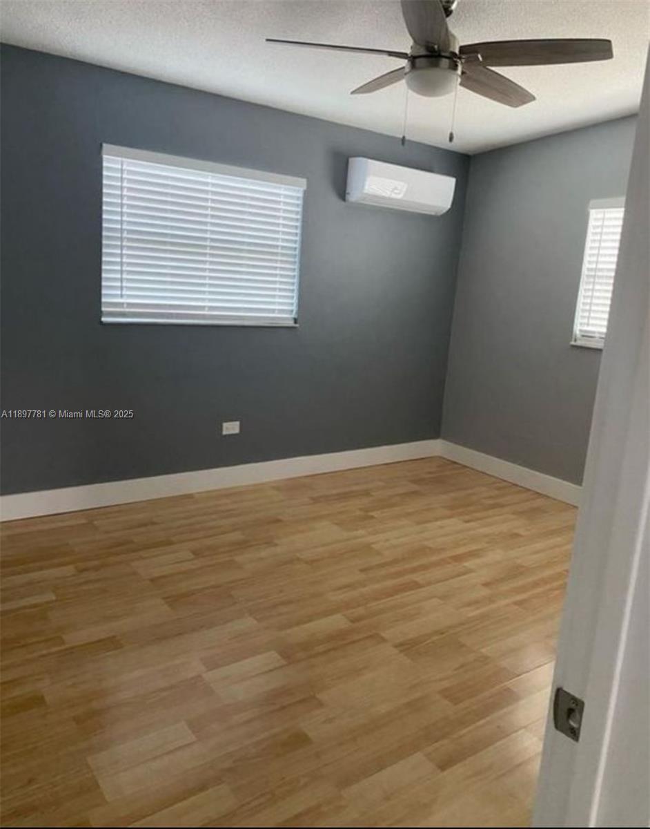 KEY LARGO BEACH - Residential Lease