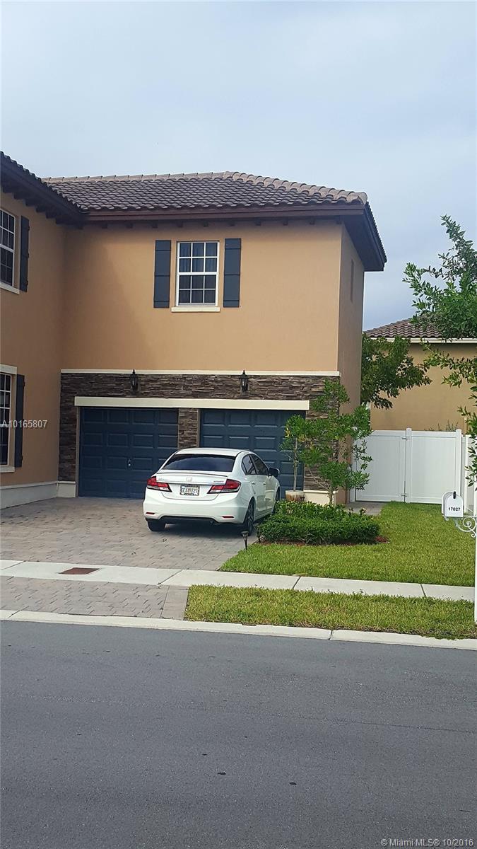 Spacious 2nd floor Studio apartment with Upgraded Kitchen and water view. Located close to Shopping, Schools and Grocery. Minutes to Turnpike. Rent includes water, sewer, electric & cable/wifi. Quick approval process. Washer/Dryer in unit. Bathroom features a standup shower.