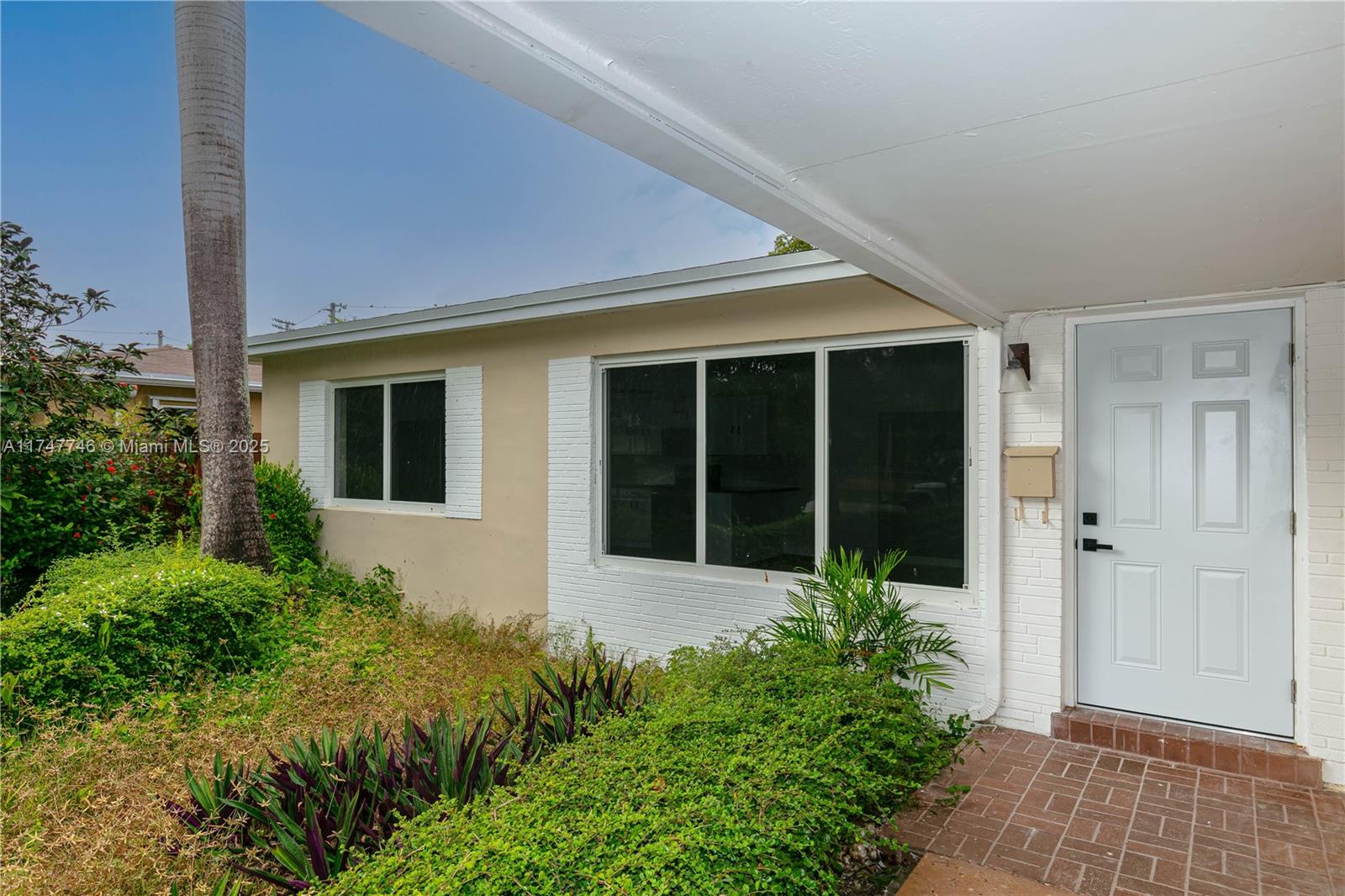 HOLLYWOOD HOMESITES HIGH - Residential