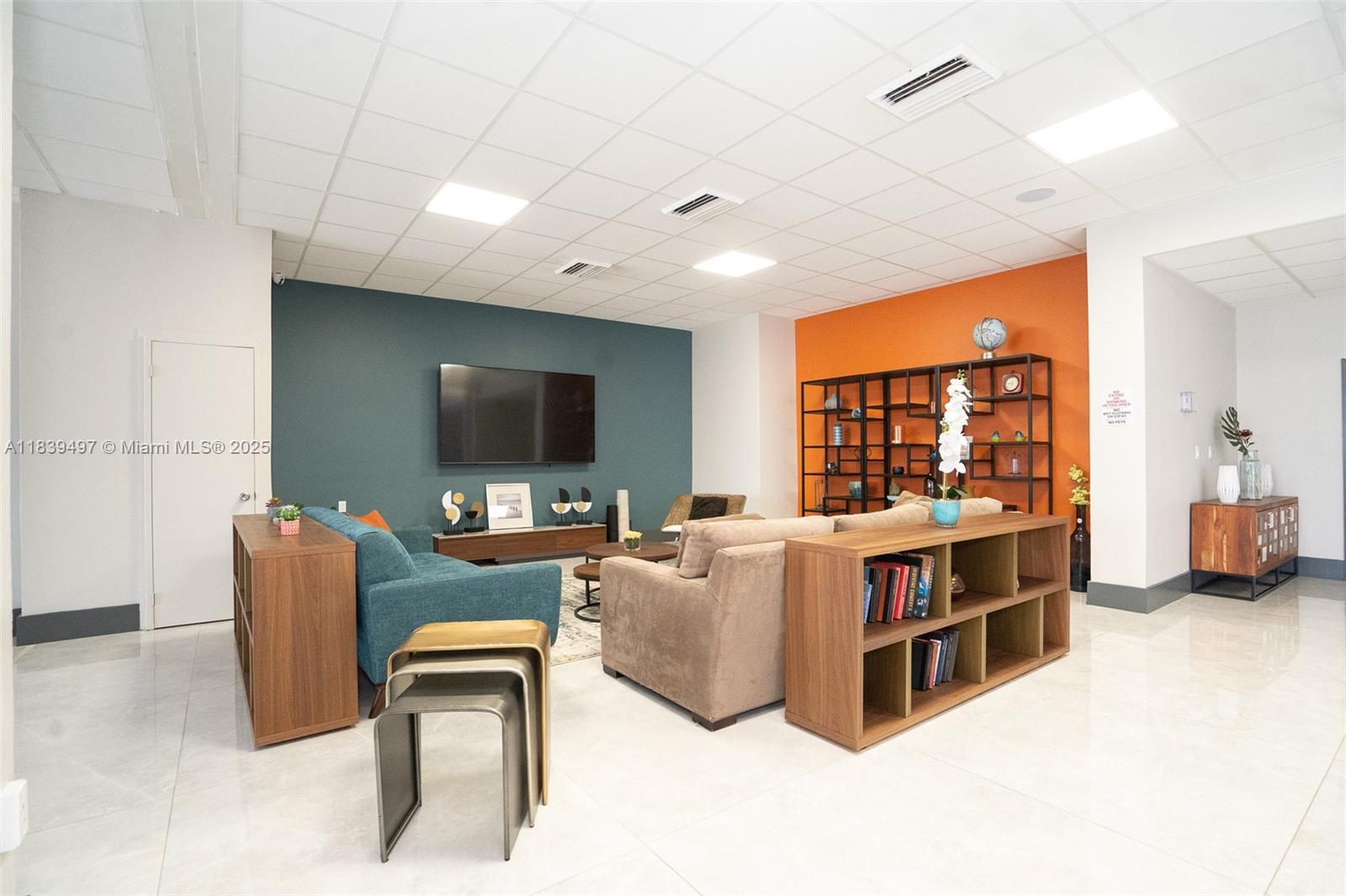 PARKER TOWER CONDO - Residential