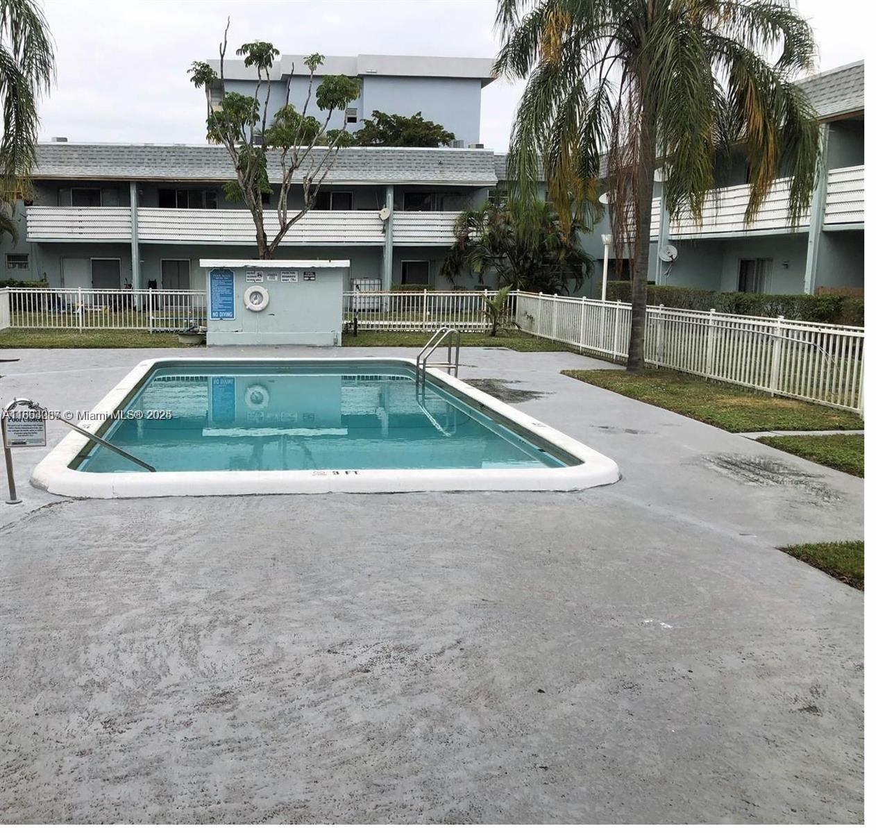 4271 NW 5th St 254