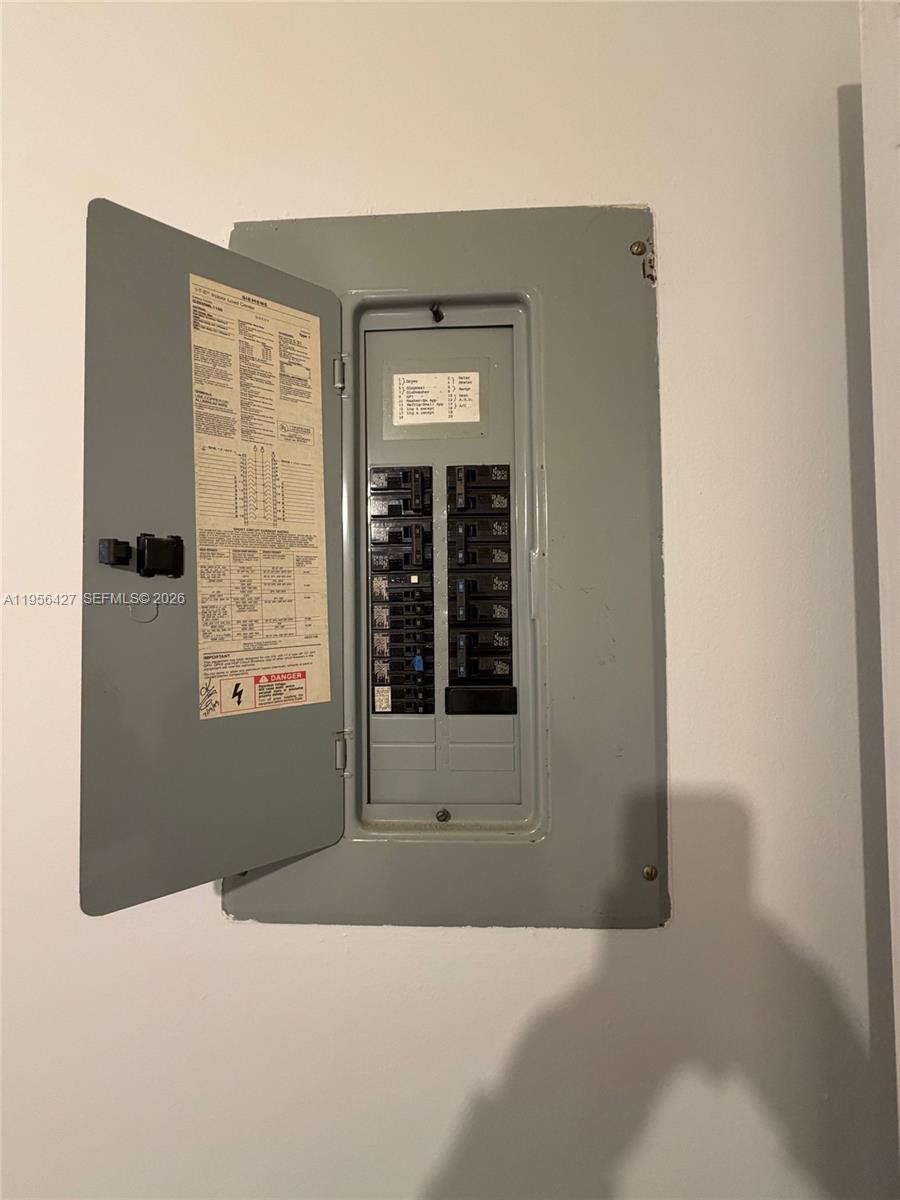 HAWTHORNE AT CENTURY VILL - Residential