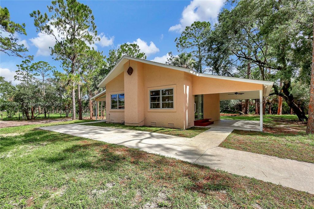Photo of 26091 SW 95th St, Indian Town, FL 34956 (MLS # A11602017)