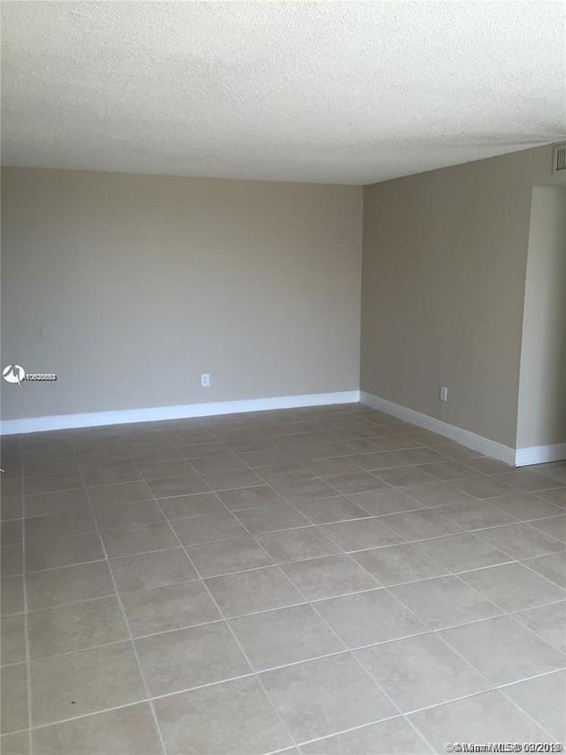 MONTECARLO CONDO - Residential Lease