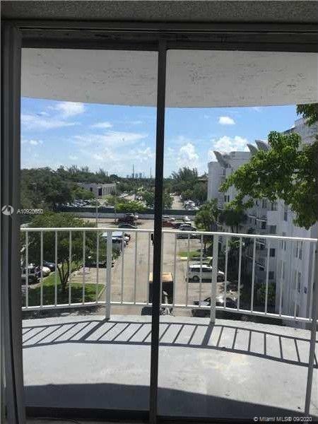 MONTECARLO CONDO - Residential Lease