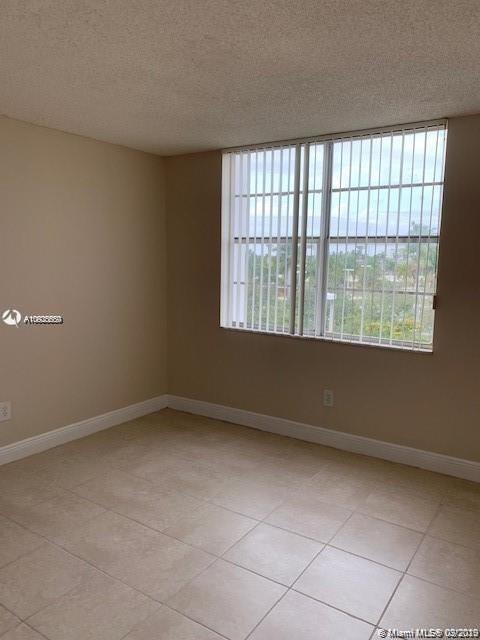 MONTECARLO CONDO - Residential Lease