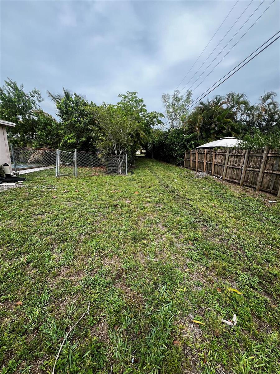 60 NW 120th Ter