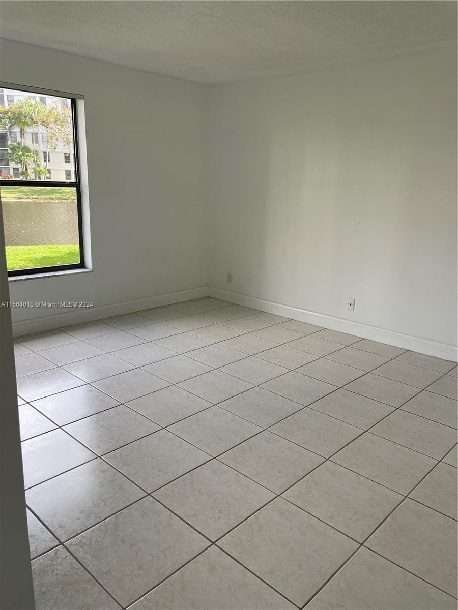 CYPRESS BEND I-A CONDO - Residential