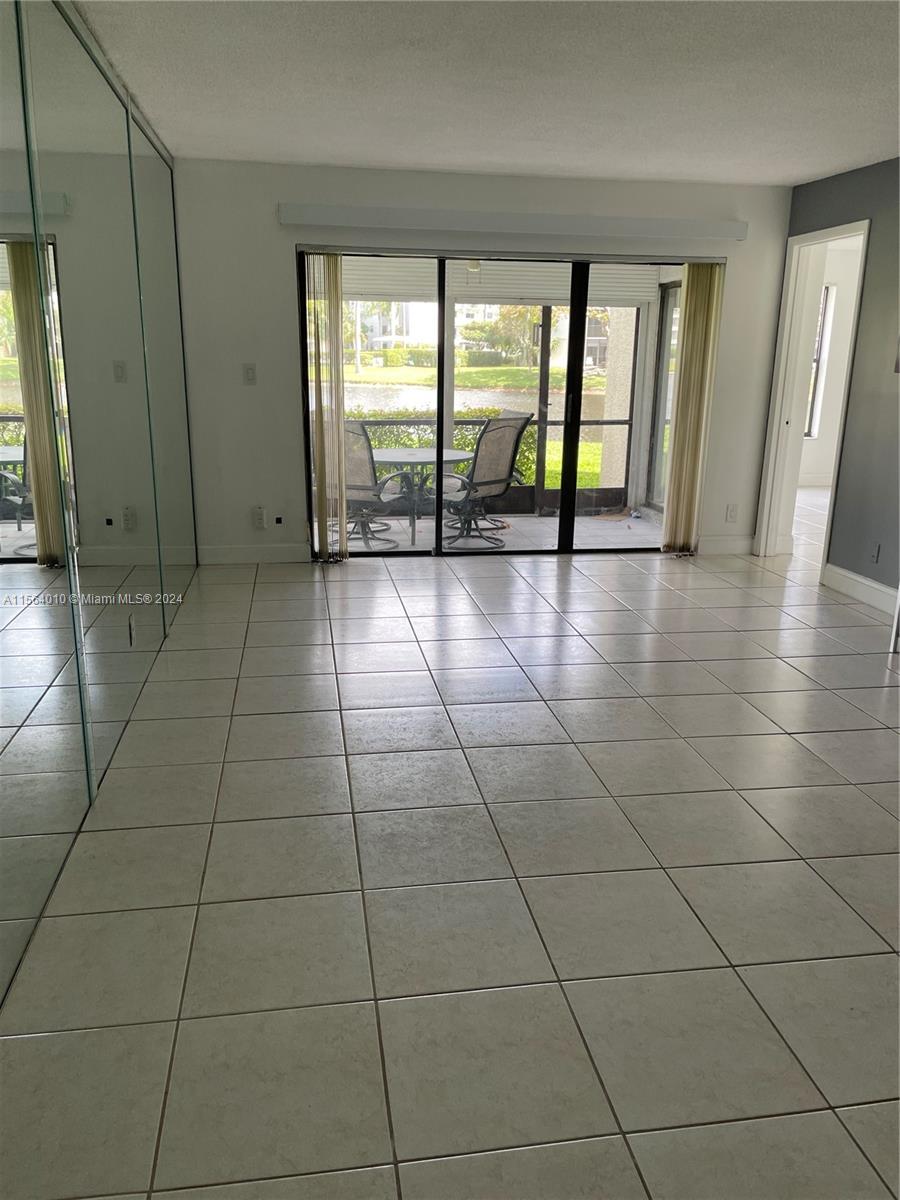 CYPRESS BEND I-A CONDO - Residential