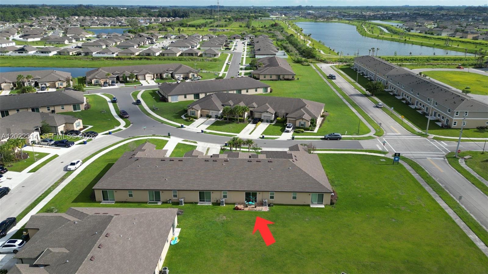 CELEBRATION POINTE - Residential