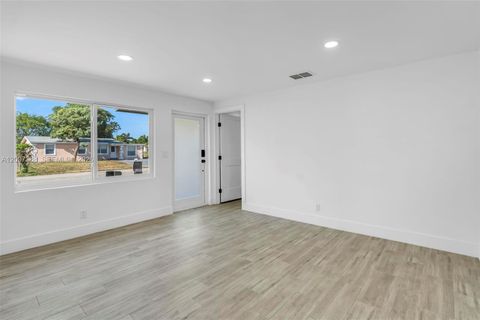 Tiny photo for 311 NW 12th Ave, Delray Beach, FL 33444 (MLS # A12007388)