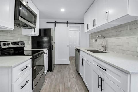 Tiny photo for 311 NW 12th Ave, Delray Beach, FL 33444 (MLS # A12007388)