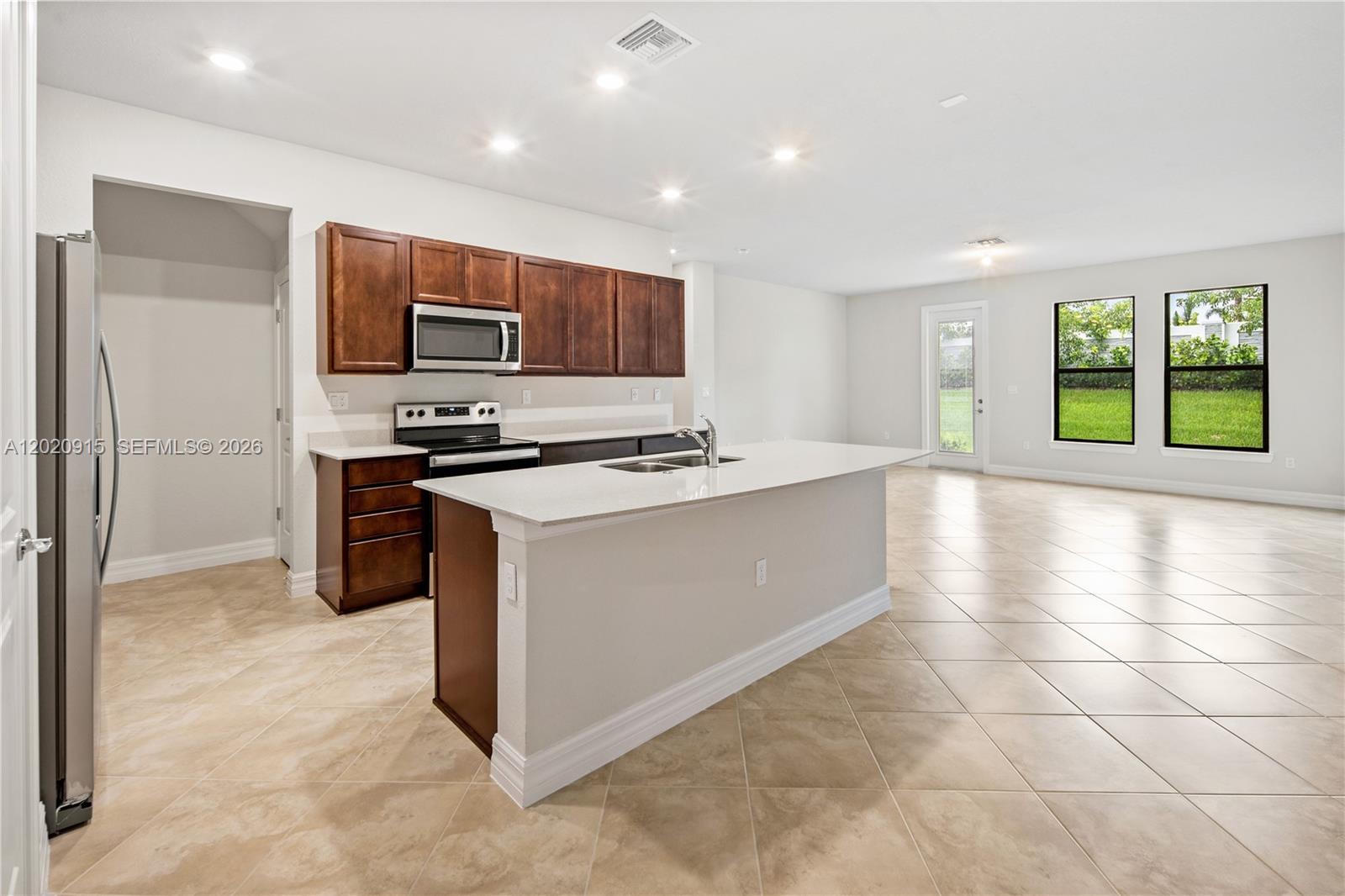 OAK TREE PROPERTY REDEVEL - Residential