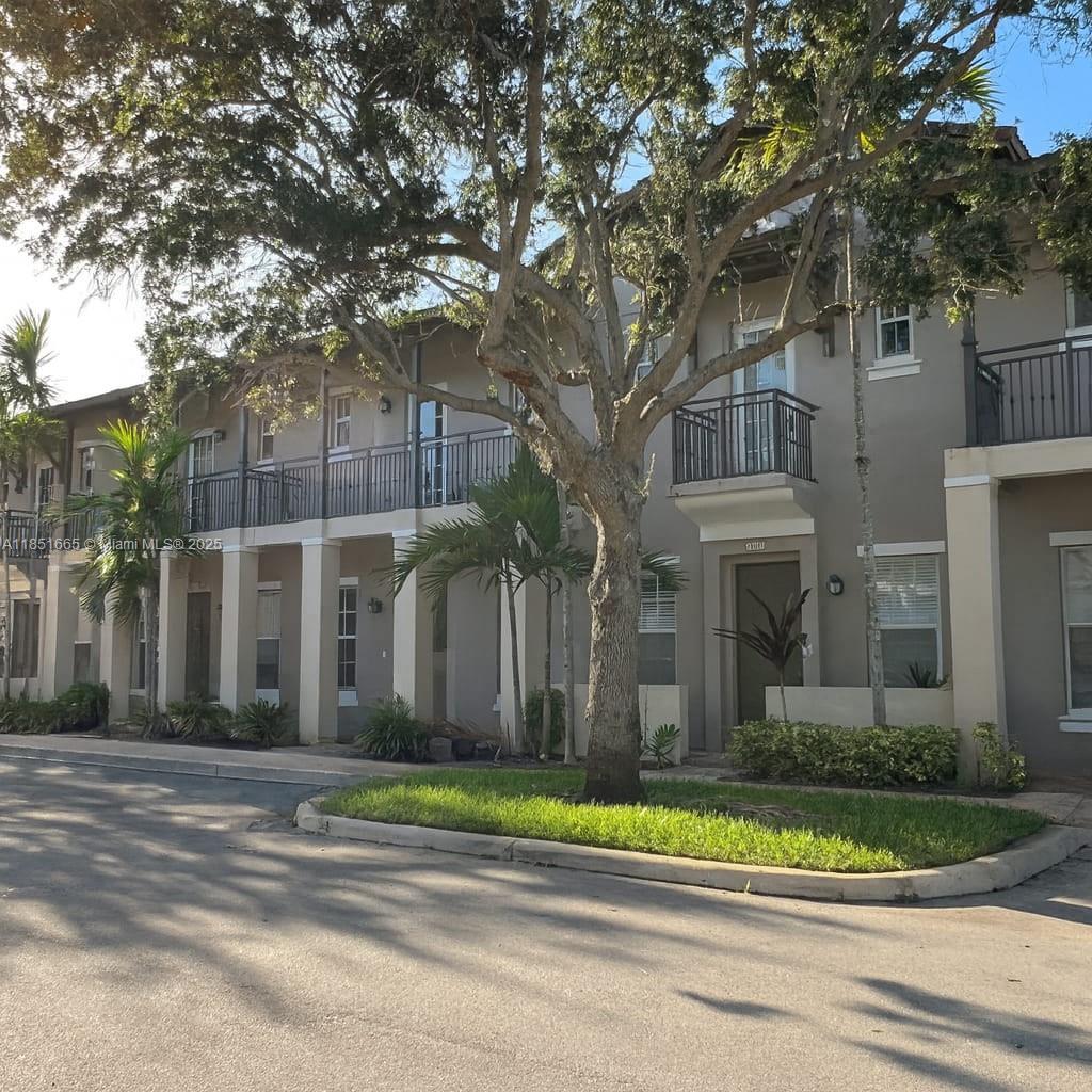 COME RELAX IN THIS SPACIOUS 2 BEDROOM, 2.5 BATHROOM TOWNHOME IN COBBLESTONE, JUST MINUTES FROM THE HEART OF PEMBROKE PINES. THE OPEN LIVING AND KITCHEN AREA FEATURES STAINLESS STEEL APPLIANCES AND LEADS TO A PRIVATE OUTDOOR PATIO, PERFECT FOR ENTERTAINING. BOTH BEDROOMS HAVE THEIR OWN EN-SUITE BATHROOMS FOR ADDED PRIVACY, AND THE PRIMARY BEDROOM INCLUDES A PRIVATE BALCONY. WASHER AND DRYER IN UNIT. RENT INCLUDES INTERNET, BASIC CABLE, AND SECURITY SYSTEM MONITORING. GATED COMMUNITY WITH 24-HOUR MANNED GUARD GATE AND OVERNIGHT SECURITY ROVER FROM 9 PM TO 9 AM. ACCESS TO CLUBHOUSE WITH FITNESS CENTER. COMES WITH 2 ASSIGNED PARKING SPACES PLUS STREET PARKING. PET FRIENDLY (UP TO 3 PETS). CLOSE TO I-75, SHOPPING, DINING, ENTERTAINMENT, PARKS, AND A+ SCHOOLS.