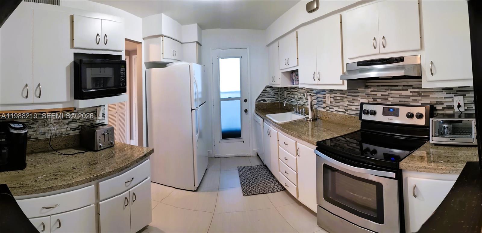 PARK LAYNE TOWERS CONDO - Residential Lease