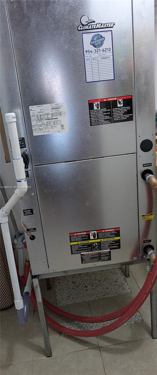 PARK LAYNE TOWERS CONDO - Residential Lease