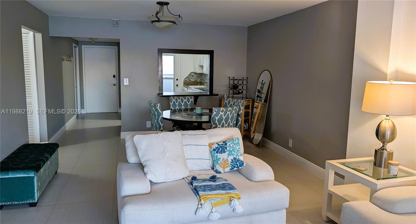 PARK LAYNE TOWERS CONDO - Residential Lease