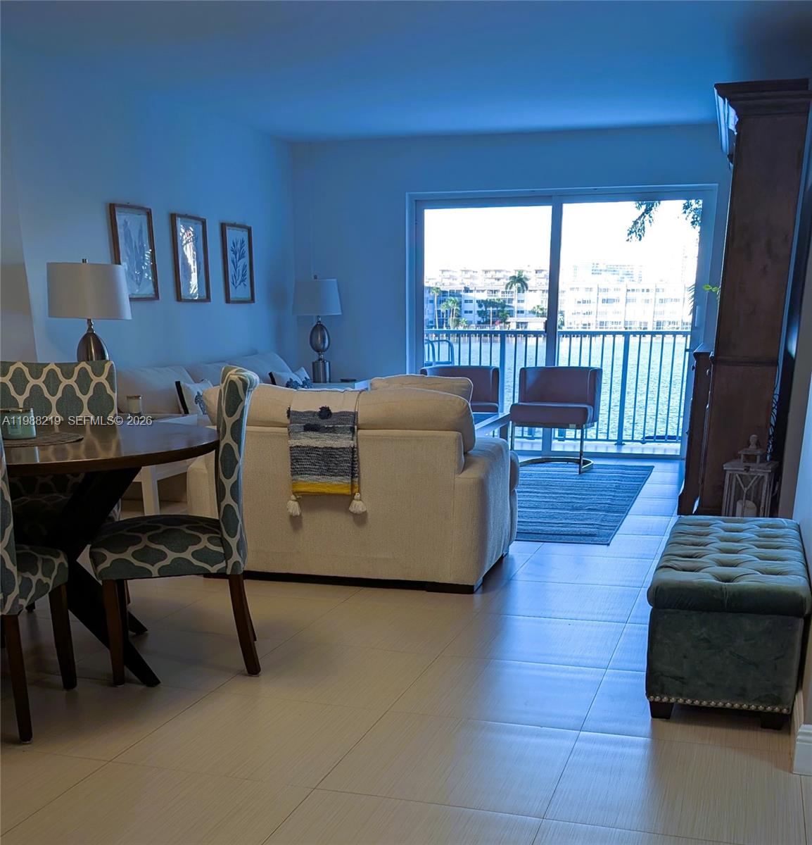 PARK LAYNE TOWERS CONDO - Residential Lease