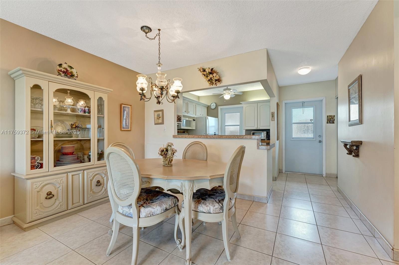 QUINCE GARDENS CONDO - Residential