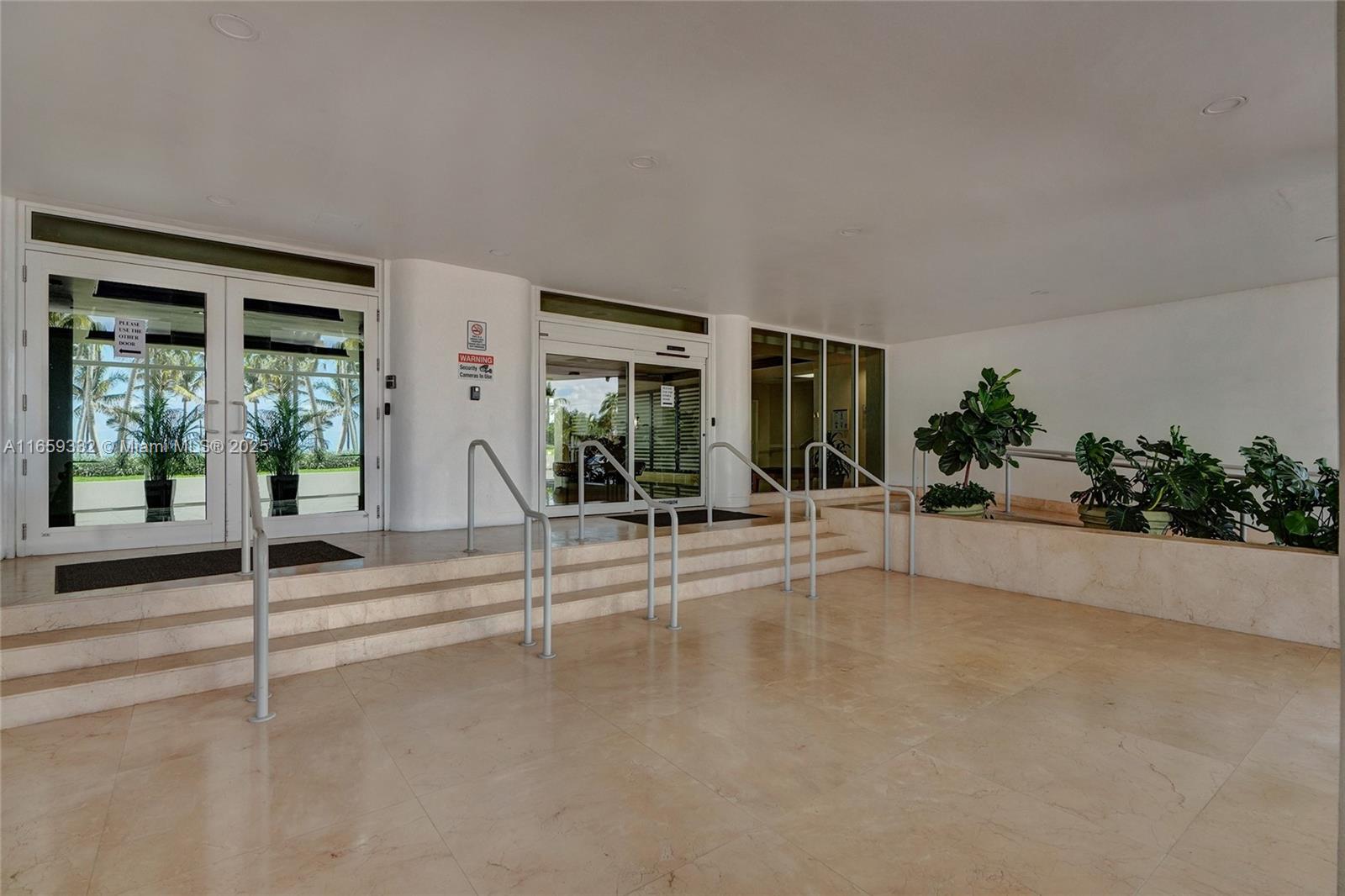 THE CARRIAGE CLUB NORTH C - Residential Lease