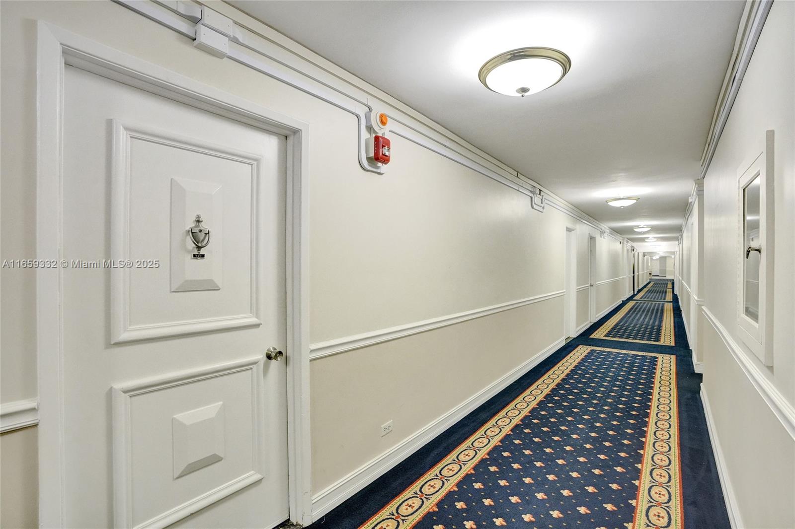 THE CARRIAGE CLUB NORTH C - Residential Lease