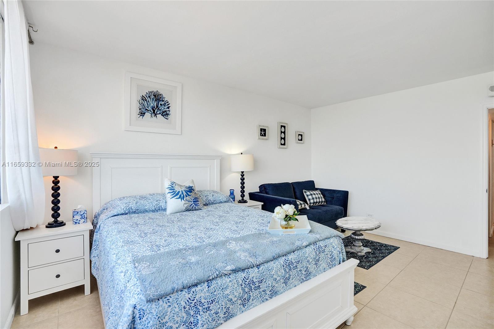 THE CARRIAGE CLUB NORTH C - Residential Lease