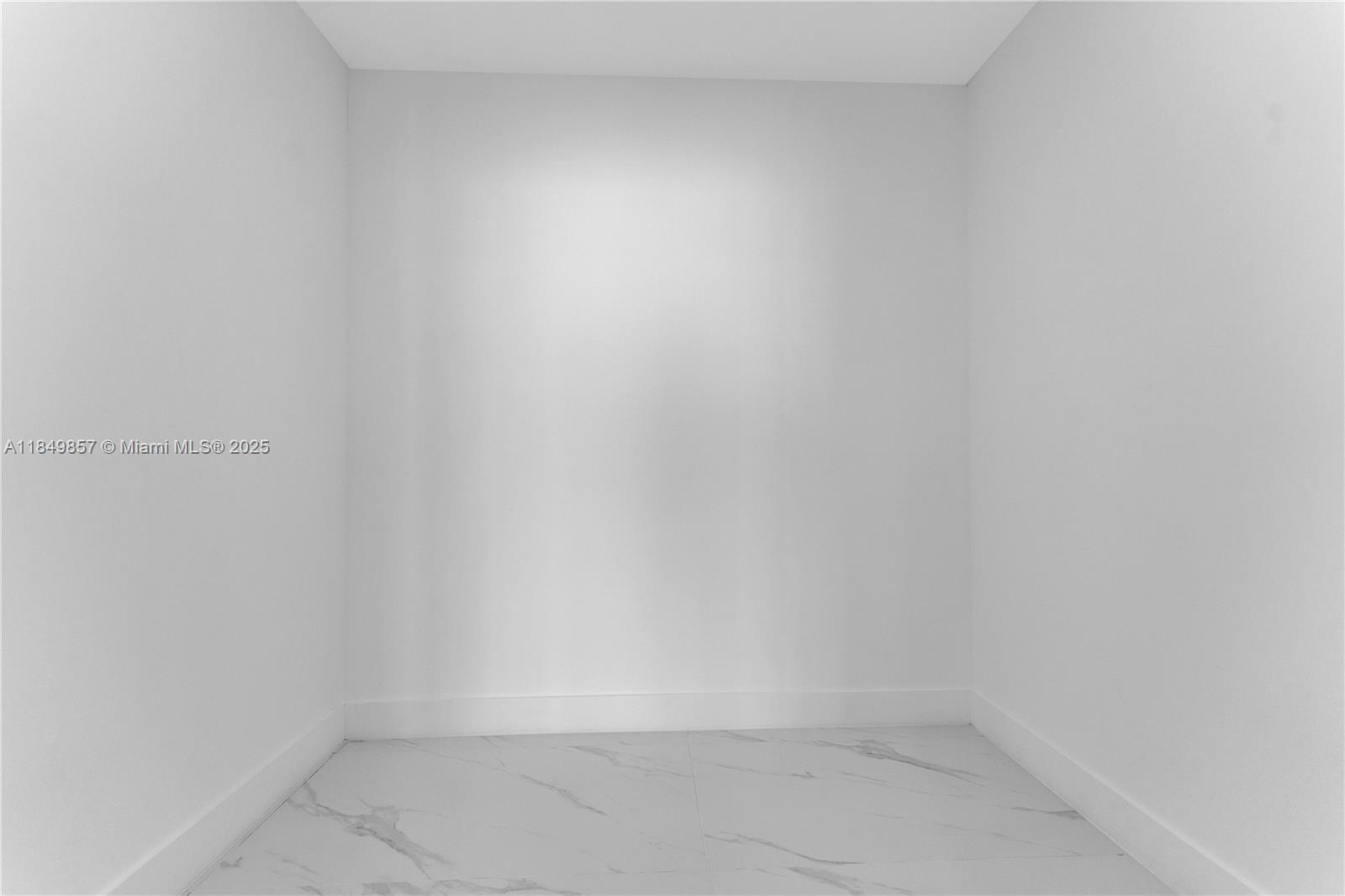 ARIA RESERVE SOUTH - Residential