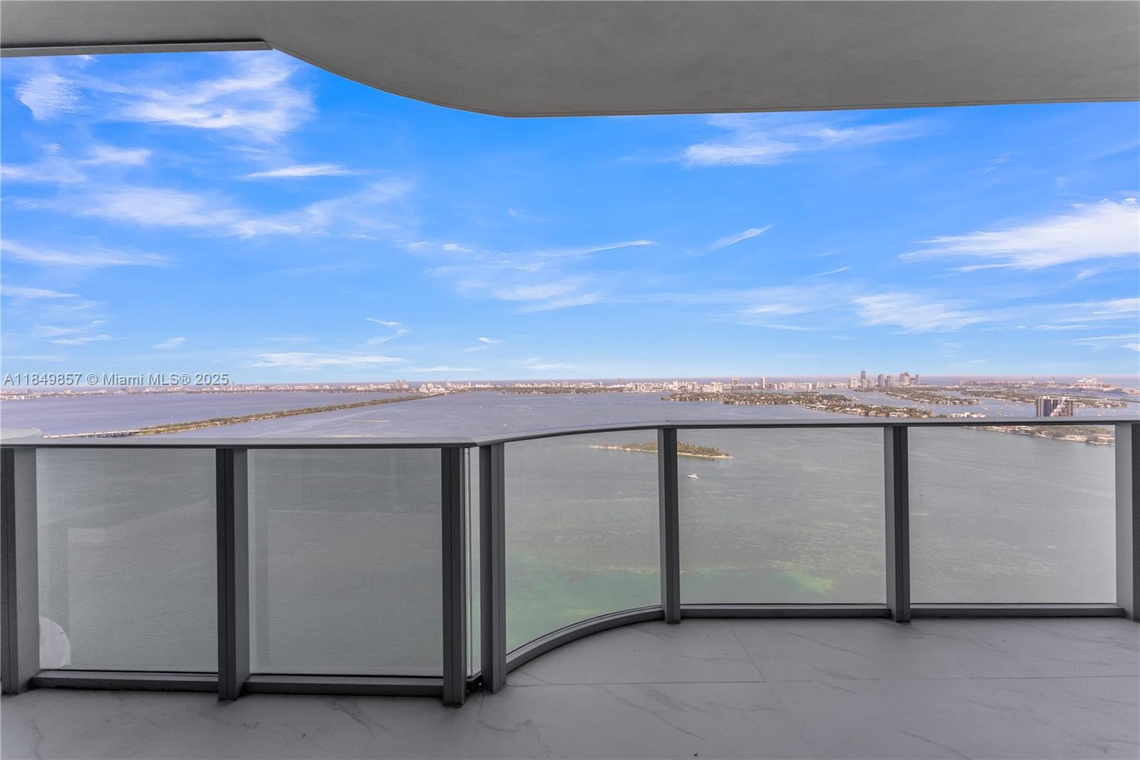 ARIA RESERVE SOUTH - Residential