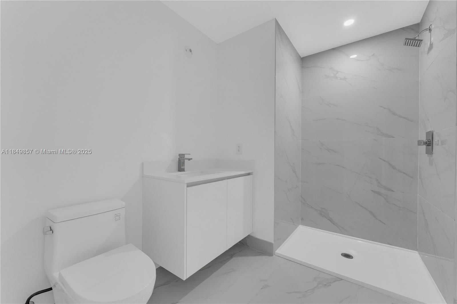 ARIA RESERVE SOUTH - Residential