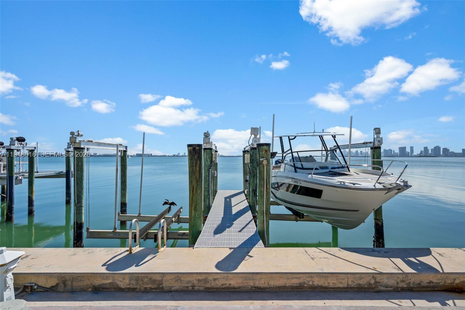 TREASURE ISLAND - Residential