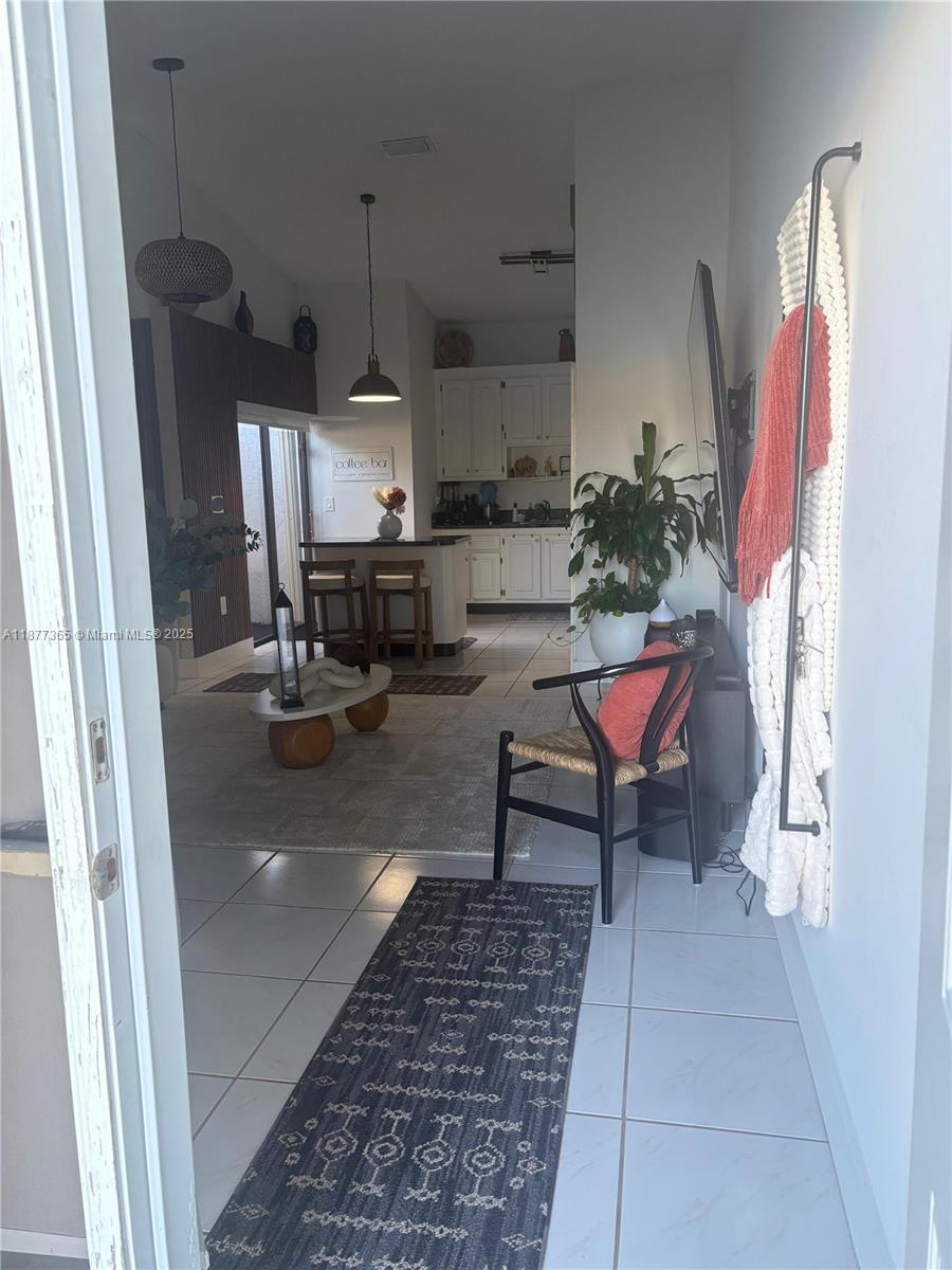 WESTWIND LAKES GARDEN HOM - Residential