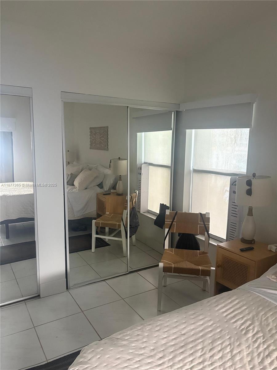 WESTWIND LAKES GARDEN HOM - Residential