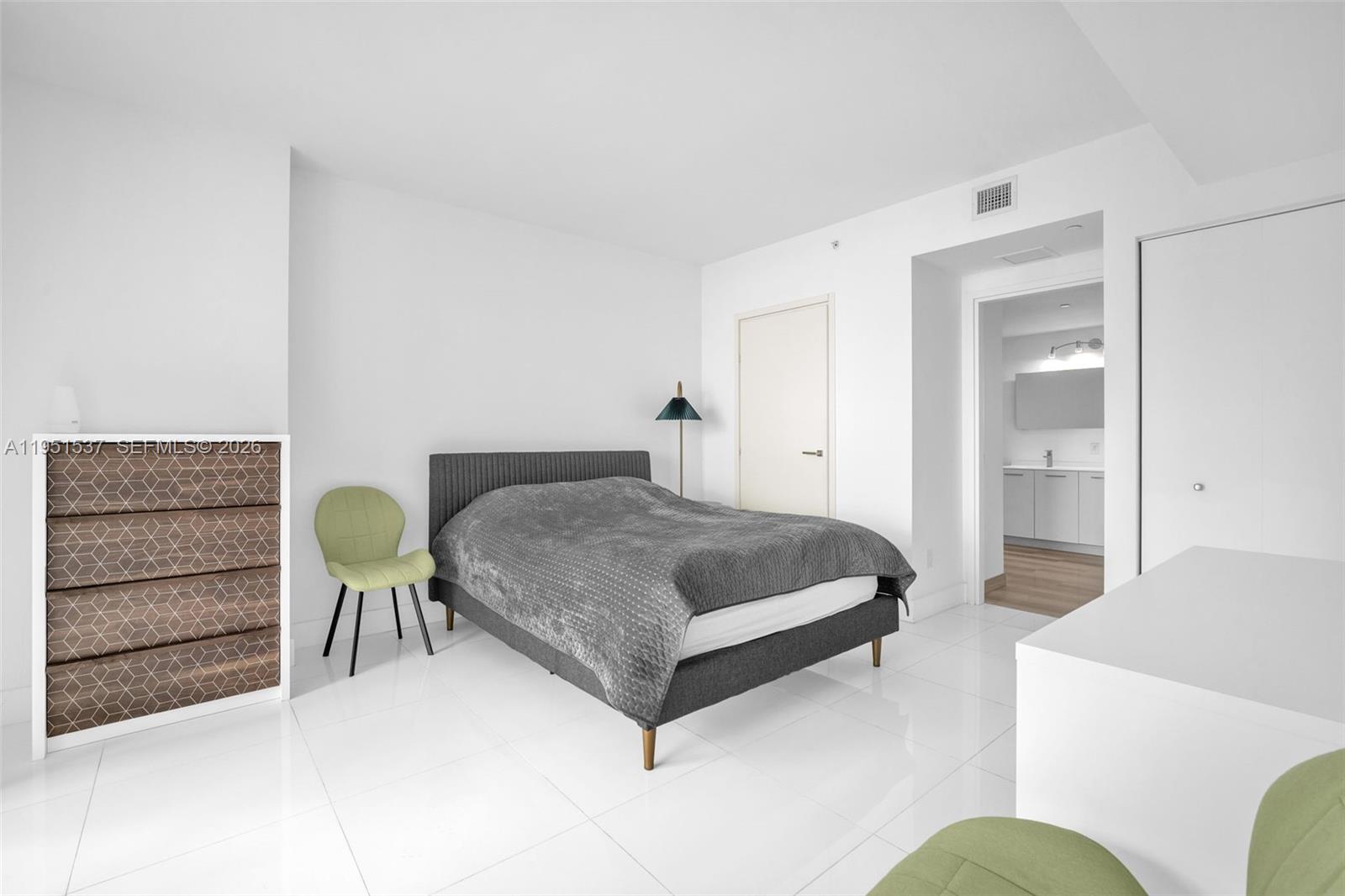 BRICKELLHOUSE CONDO - Residential