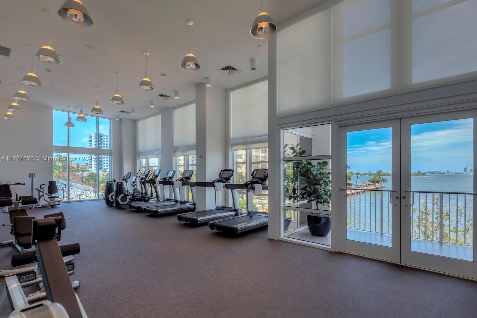 PARAMOUNT BAY CONDO - Residential
