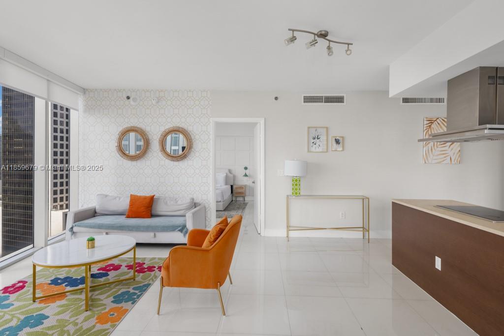 ICON BRICKELL CONDO NO 3 - Residential