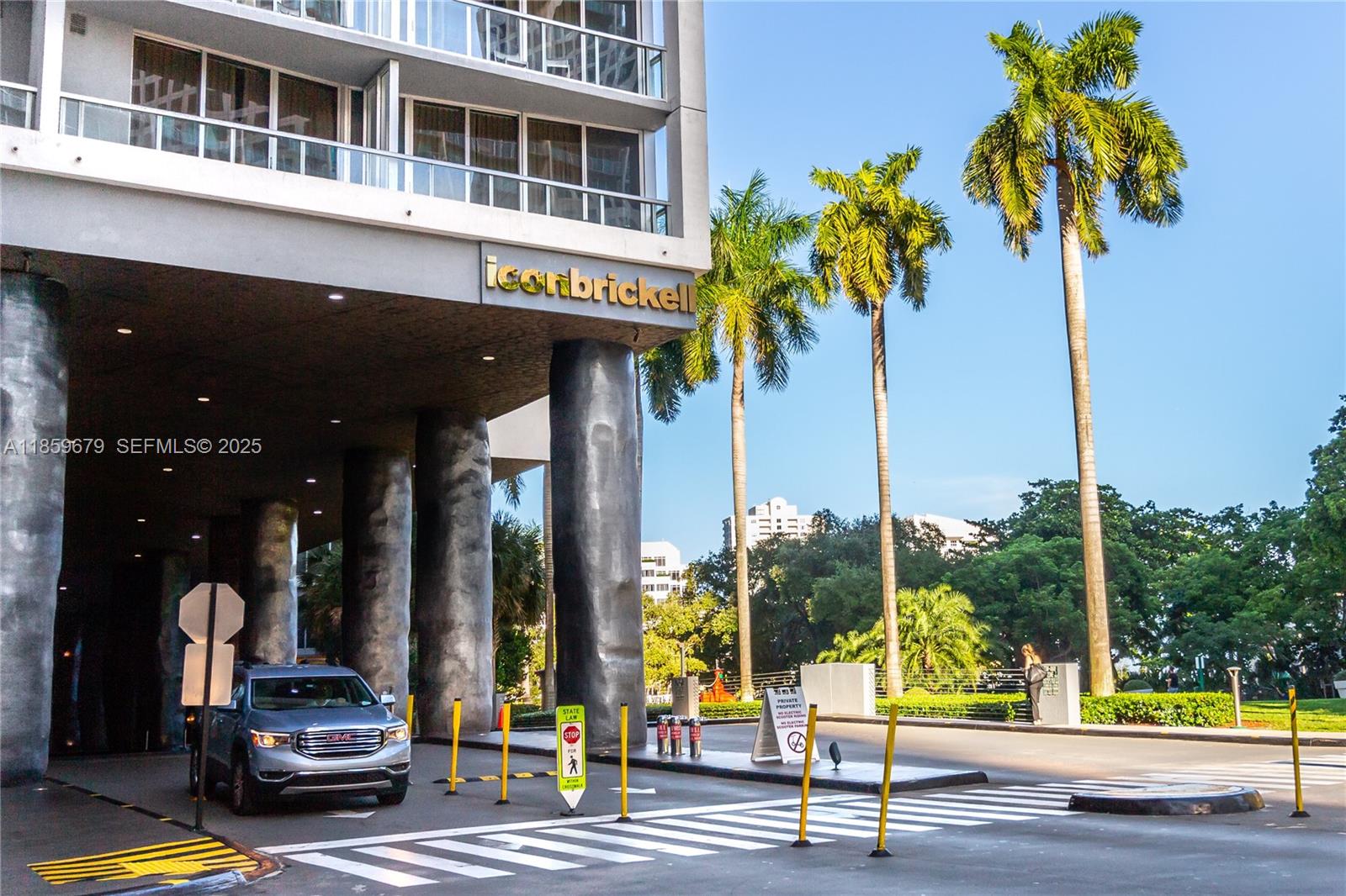 ICON BRICKELL CONDO NO 3 - Residential