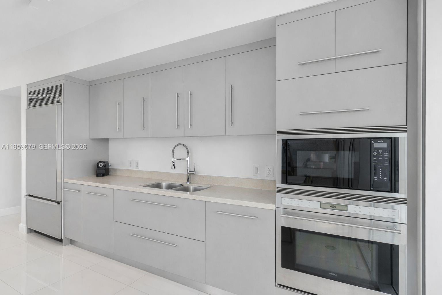 ICON BRICKELL CONDO NO 3 - Residential