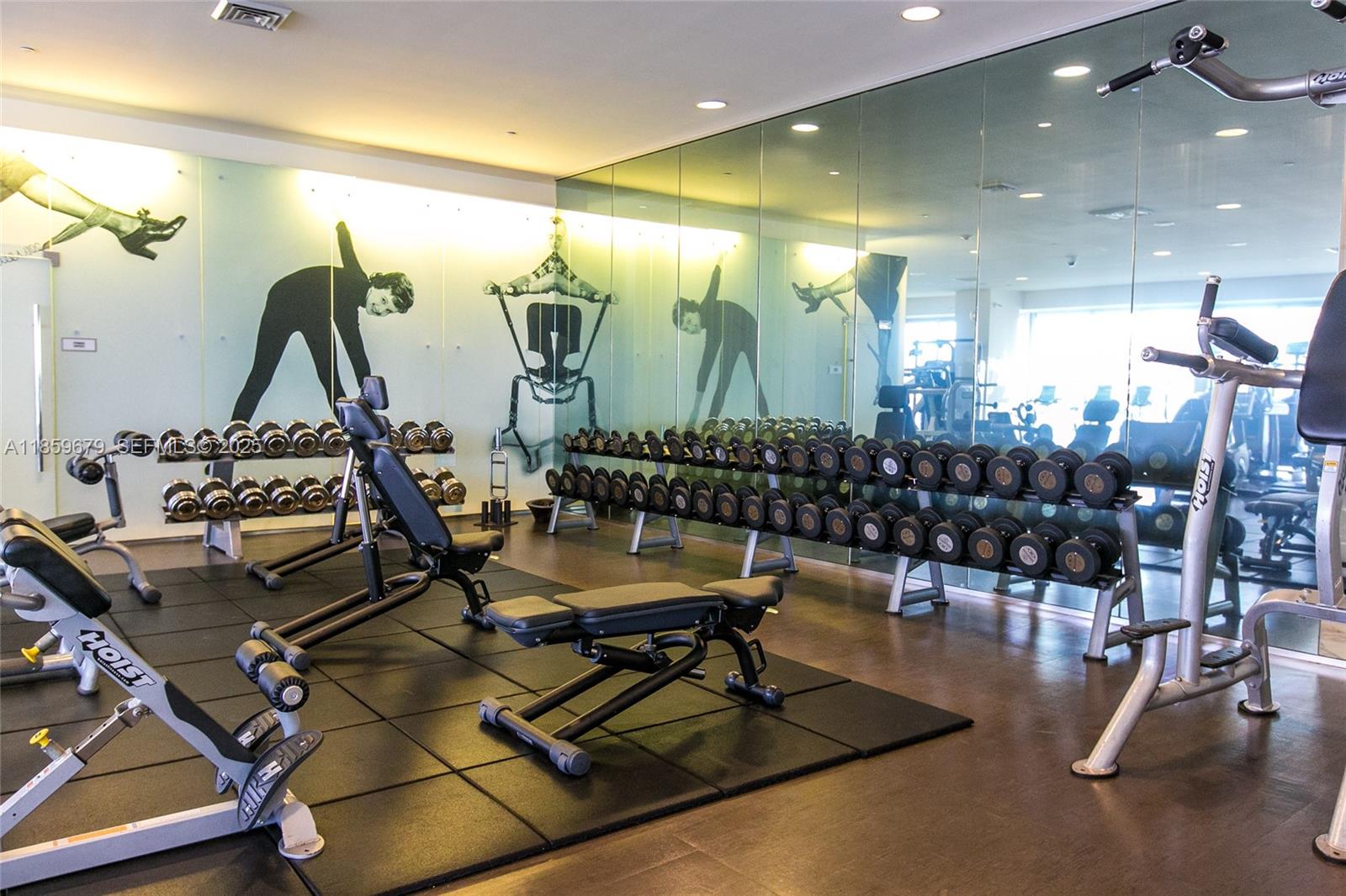 ICON BRICKELL CONDO NO 3 - Residential